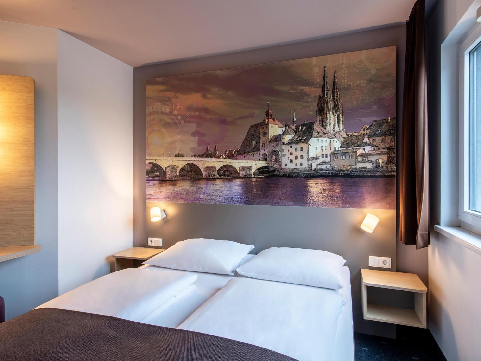B&B Hotel Regensburg-City ภายนอก รูปภาพ