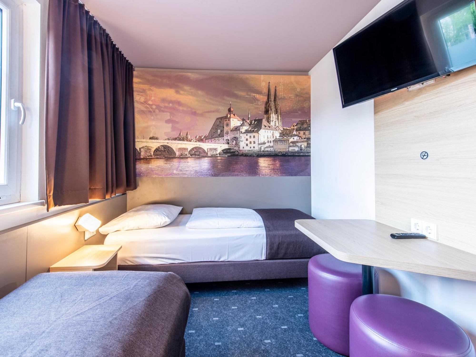 B&B Hotel Regensburg-City ภายนอก รูปภาพ