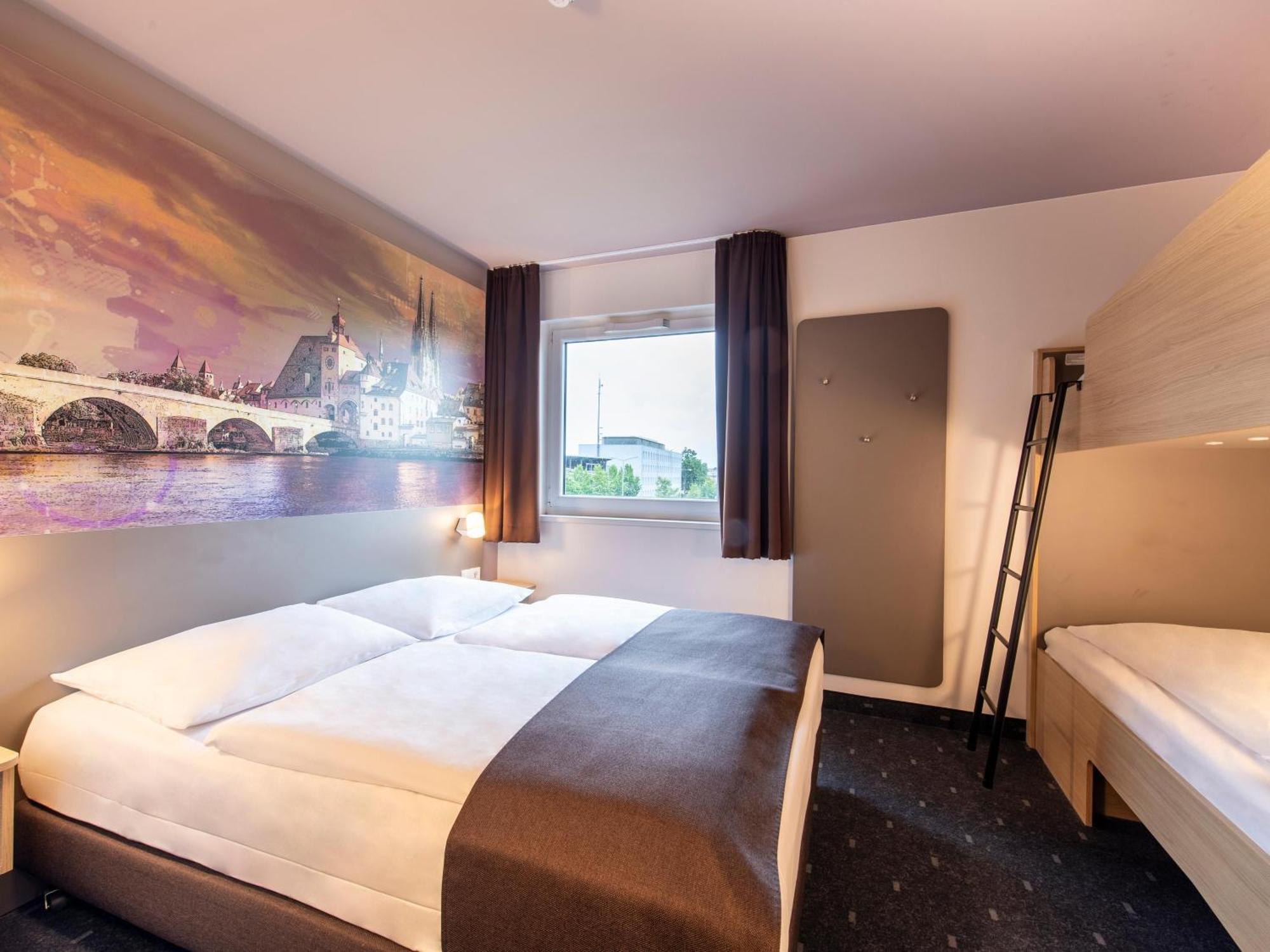 B&B Hotel Regensburg-City ภายนอก รูปภาพ